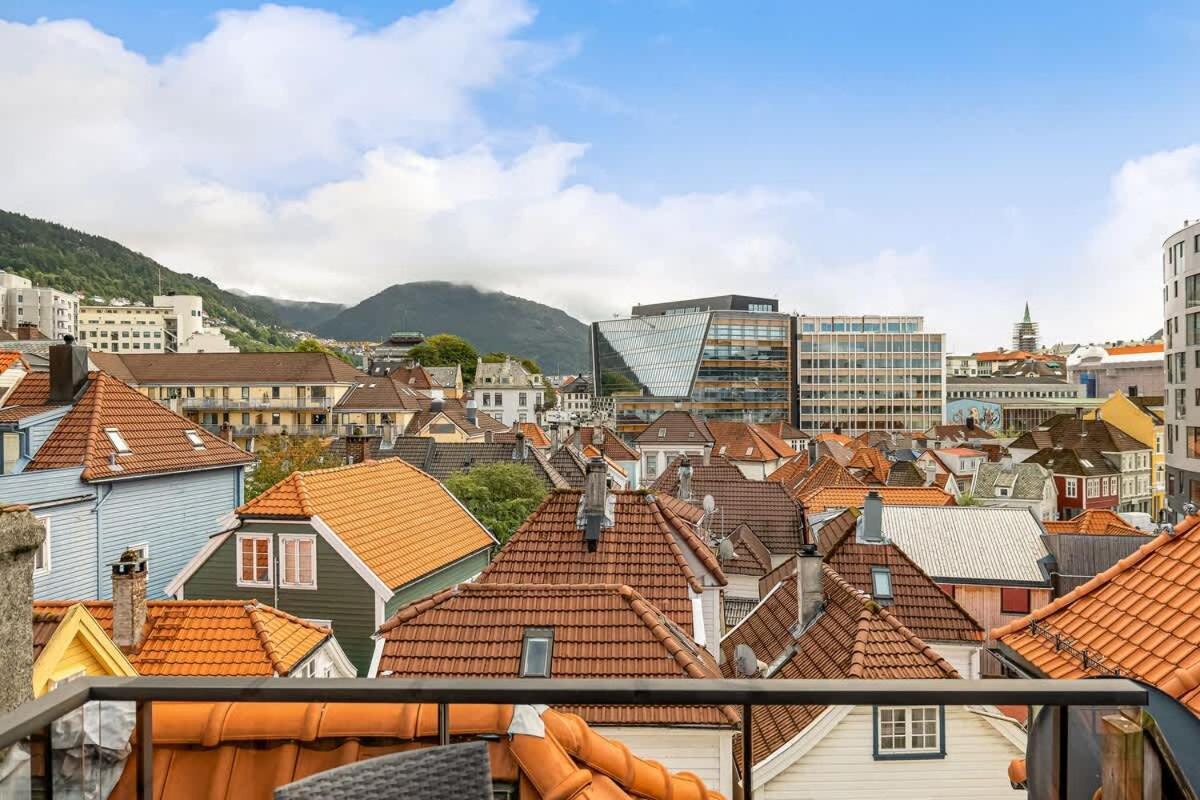 Dinbnb Apartments I Historical Two-Floor Apartment With Rooftop Panorama I 1645 Heritage Bergen Ngoại thất bức ảnh